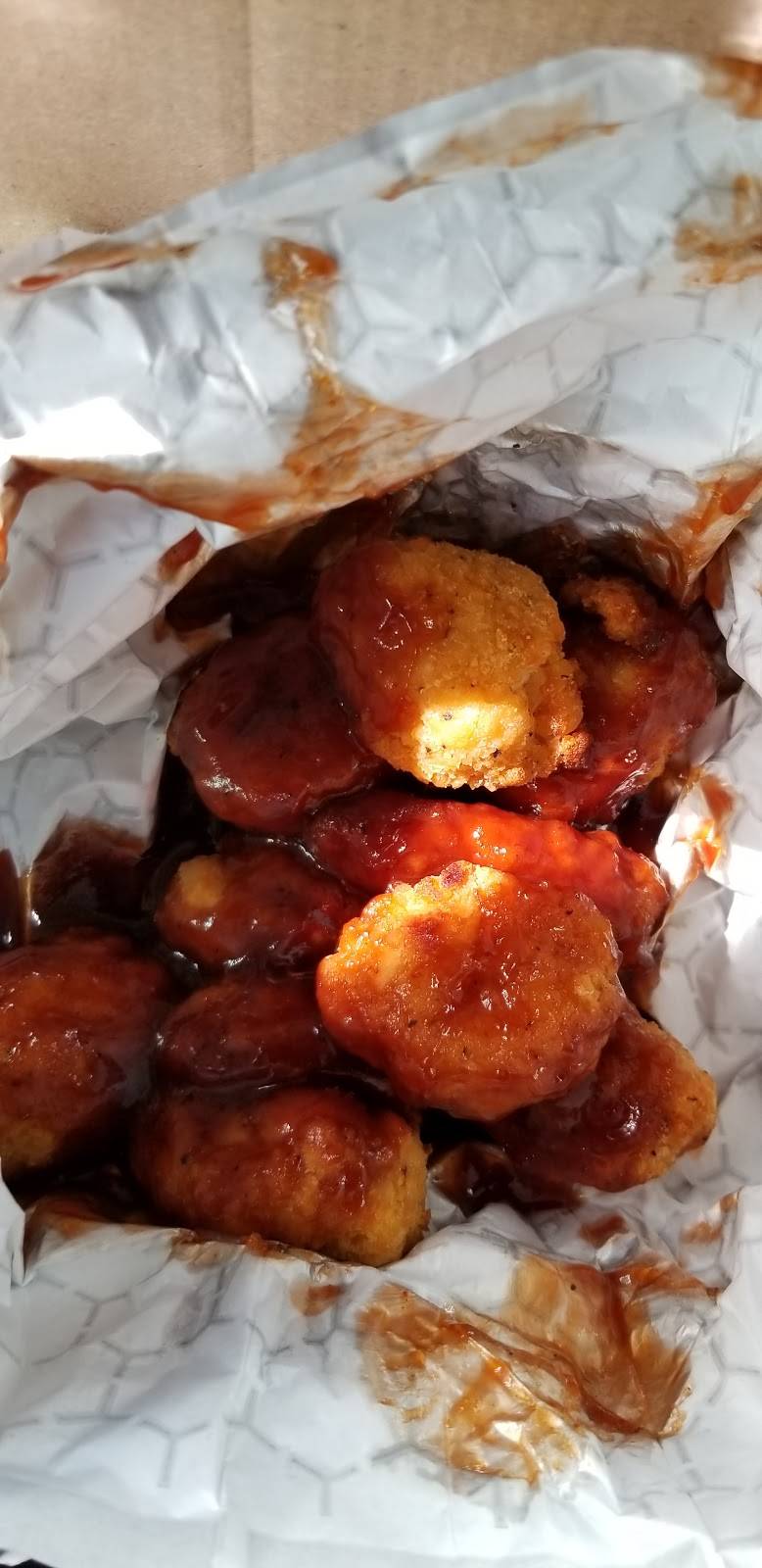 Hungry Howies Pizza | restaurant | 4272 N Academy Blvd, Colorado Springs, CO 80918, USA | 7192662663 OR +1 719-266-2663