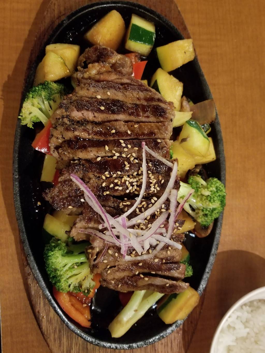 Sushi Hana | restaurant | 2065 Main St, Longmont, CO 80501, USA | 3034851055 OR +1 303-485-1055