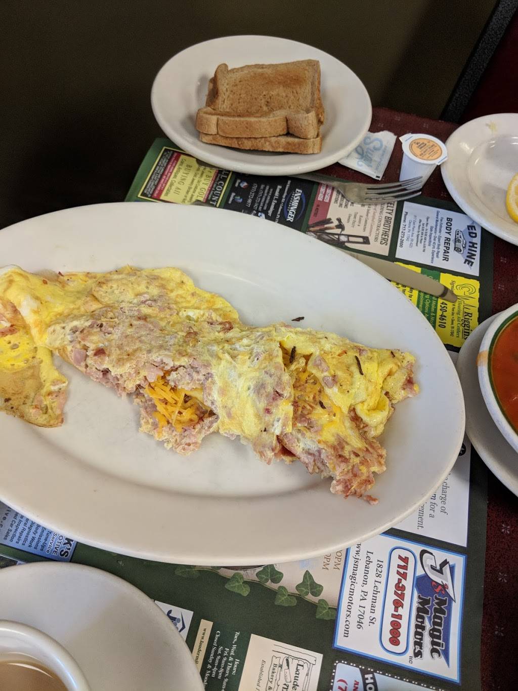 Schwalms Cleona Restaurant | restaurant | 213 E Penn Ave, Cleona, PA 17042, USA | 7172749942 OR +1 717-274-9942