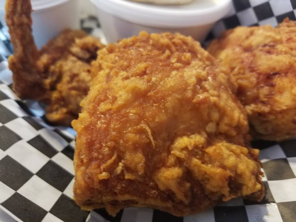 Pizza Chalet & Johnnies Broasted Chicken | restaurant | 34299 Yucaipa Blvd, Yucaipa, CA 92399, USA | 9097975176 OR +1 909-797-5176