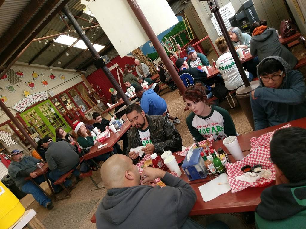 The Apple Store by Love Creek Orchards | bakery | 14024 TX-16, Medina, TX 78055, USA | 8305892202 OR +1 830-589-2202