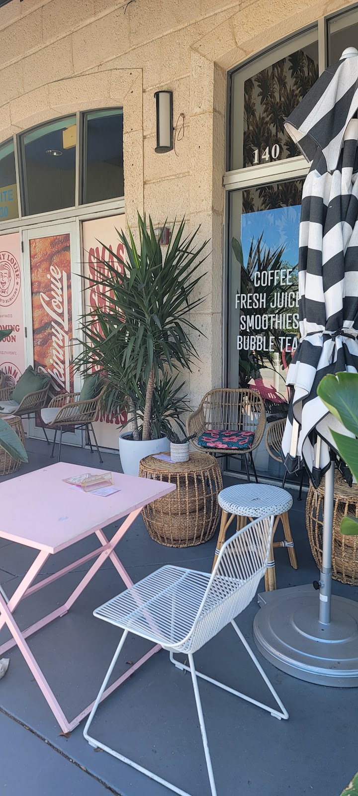 Dreamer Miami - S. Pointe | cafe | 500 South Pointe Dr, Miami Beach, FL 33139, USA | 3057638792 OR +1 305-763-8792