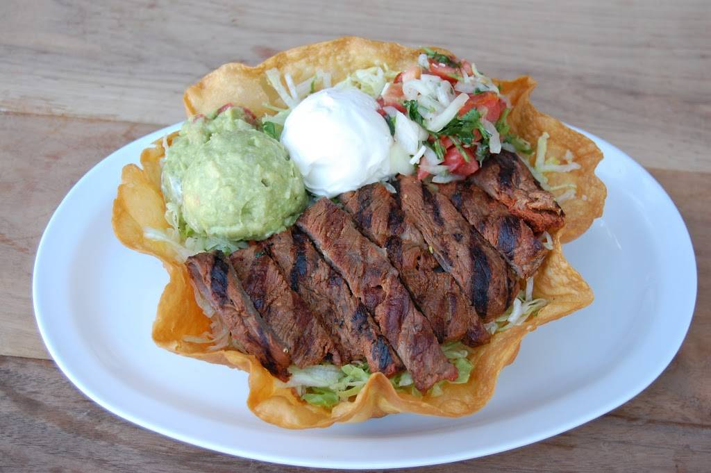 Casa Pasilla (Rosarito Fresh) | restaurant | 27674 Newhall Ranch Rd #30, Valencia, CA 91355, USA | 6612951989 OR +1 661-295-1989