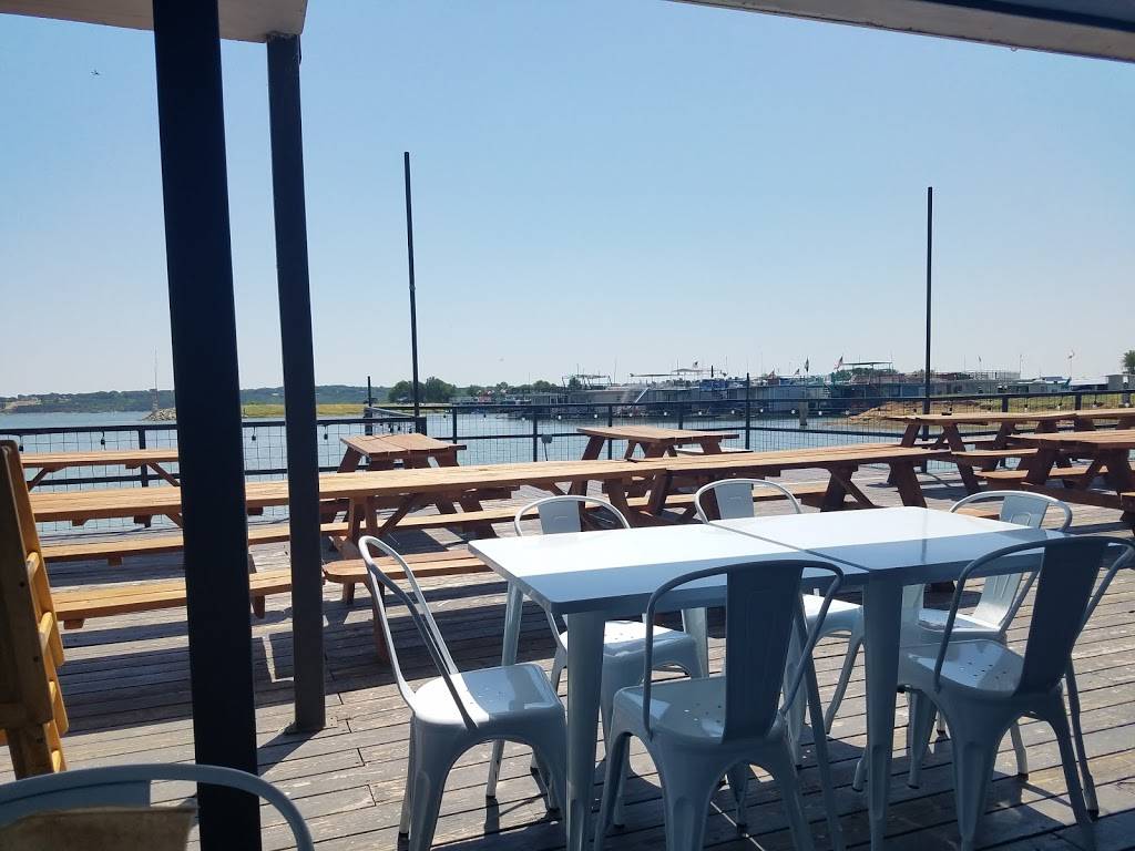 The Minnow | restaurant | 3201 Over Flow Rd, Waco, TX 76712, USA | 2542275210 OR +1 254-227-5210