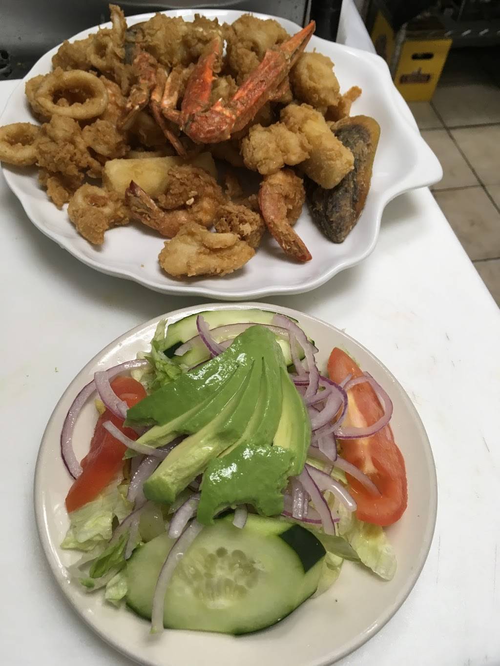 Lineas de Naska Peruvian Cuisine | restaurant | 148 North Ave, New Rochelle, NY 10801, USA | 9146367900 OR +1 914-636-7900