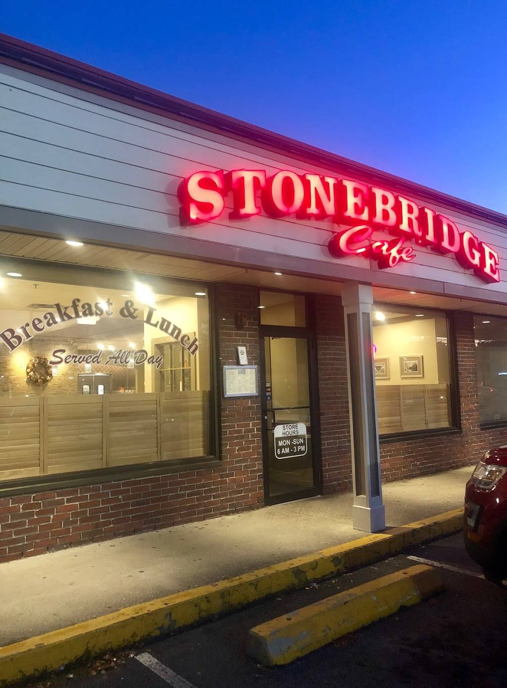 Stonebridge Cafe | cafe | 1285 Belmont St, Brockton, MA 02301, USA | 5085845200 OR +1 508-584-5200