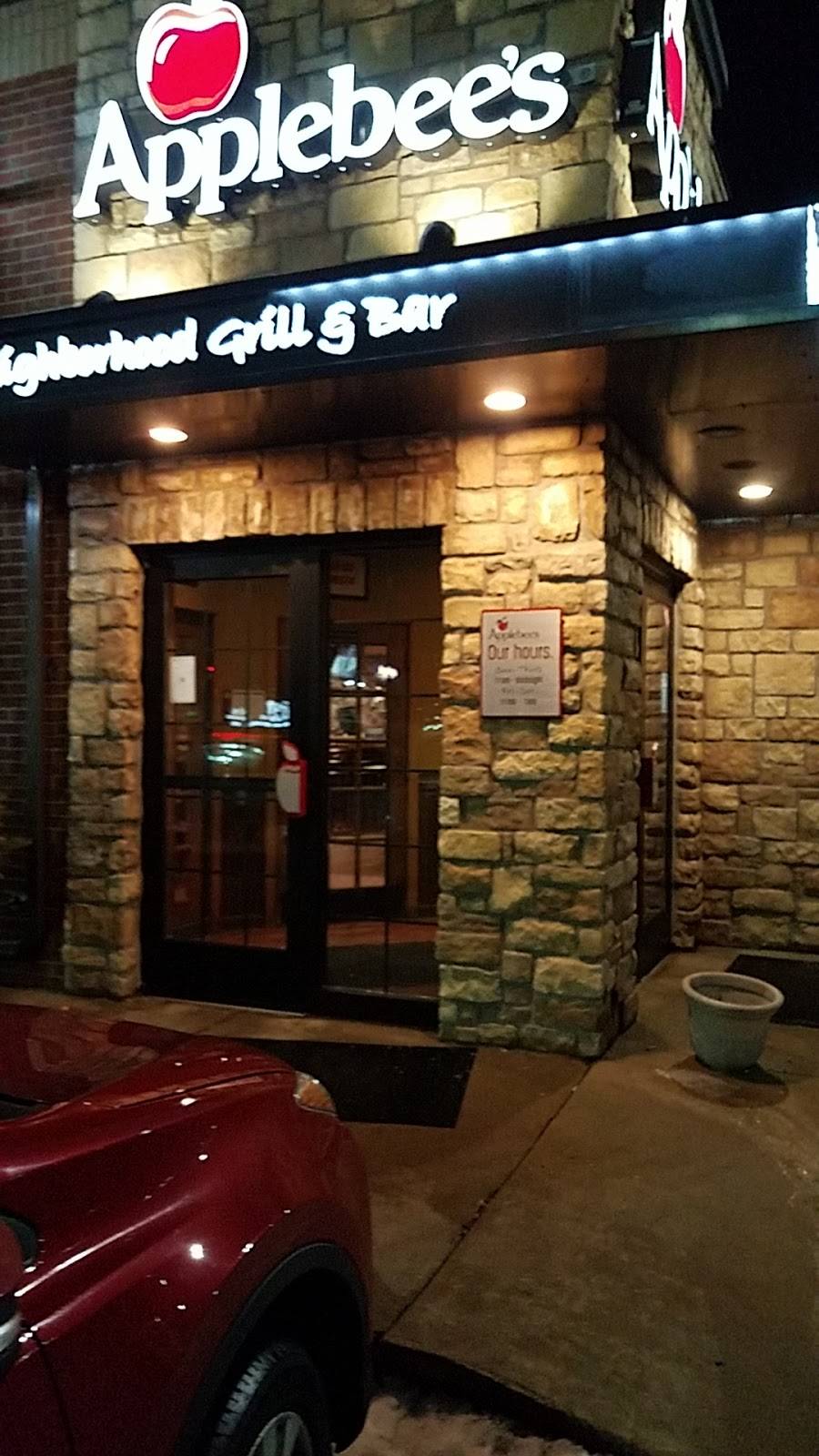 Applebees Grill + Bar | restaurant | 502 N Veterans Pkwy, Bloomington, IL 61701, USA | 3096632134 OR +1 309-663-2134