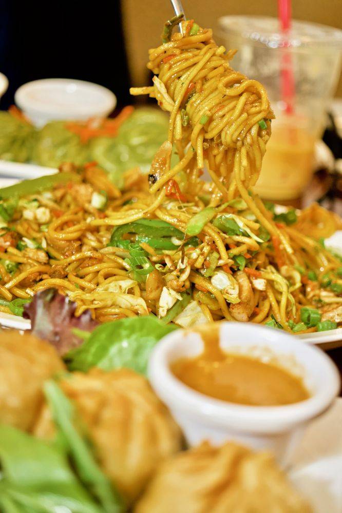 Momo Grill | restaurant | 12100 Saratoga Sunnyvale Rd, Saratoga, CA 95070, USA | 4083201255 OR +1 408-320-1255