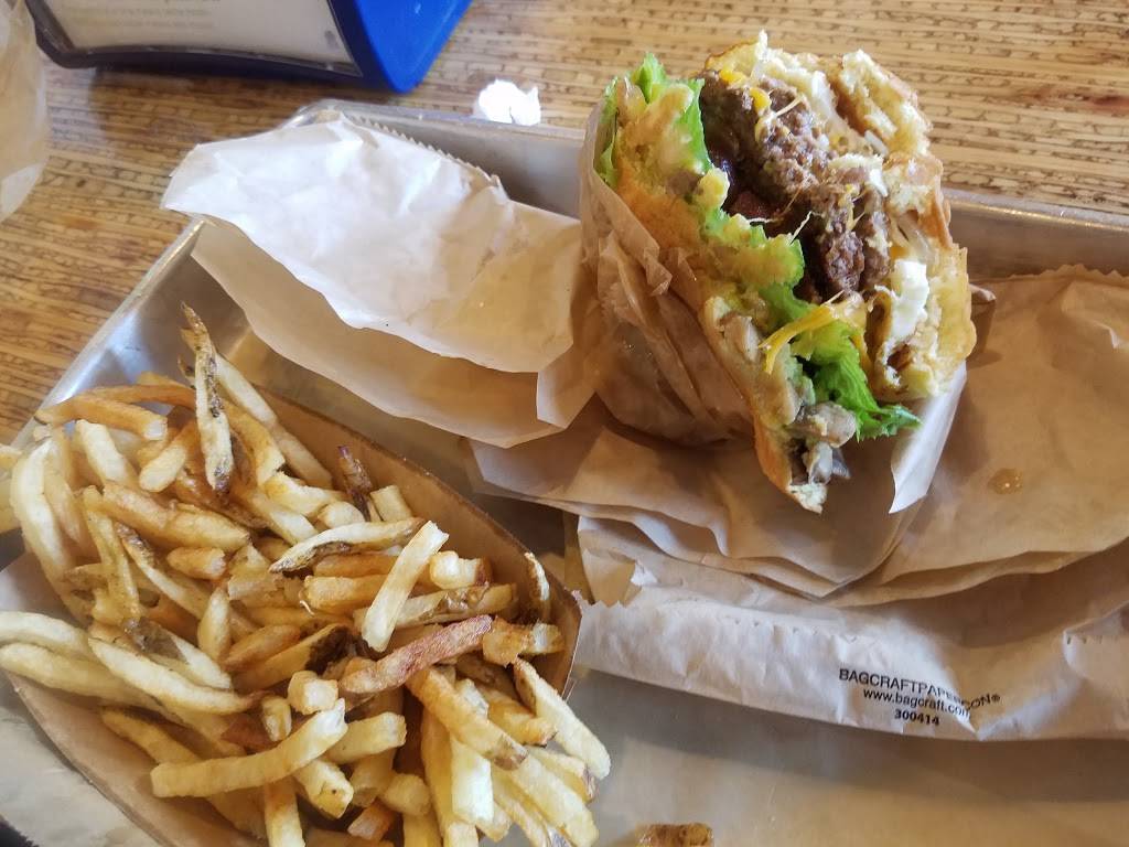 Elevation Burger | restaurant | FAIR OAKS MALL, 11750 Fair Oaks Mall, Fairfax, VA 22033, USA | 7033645154 OR +1 703-364-5154