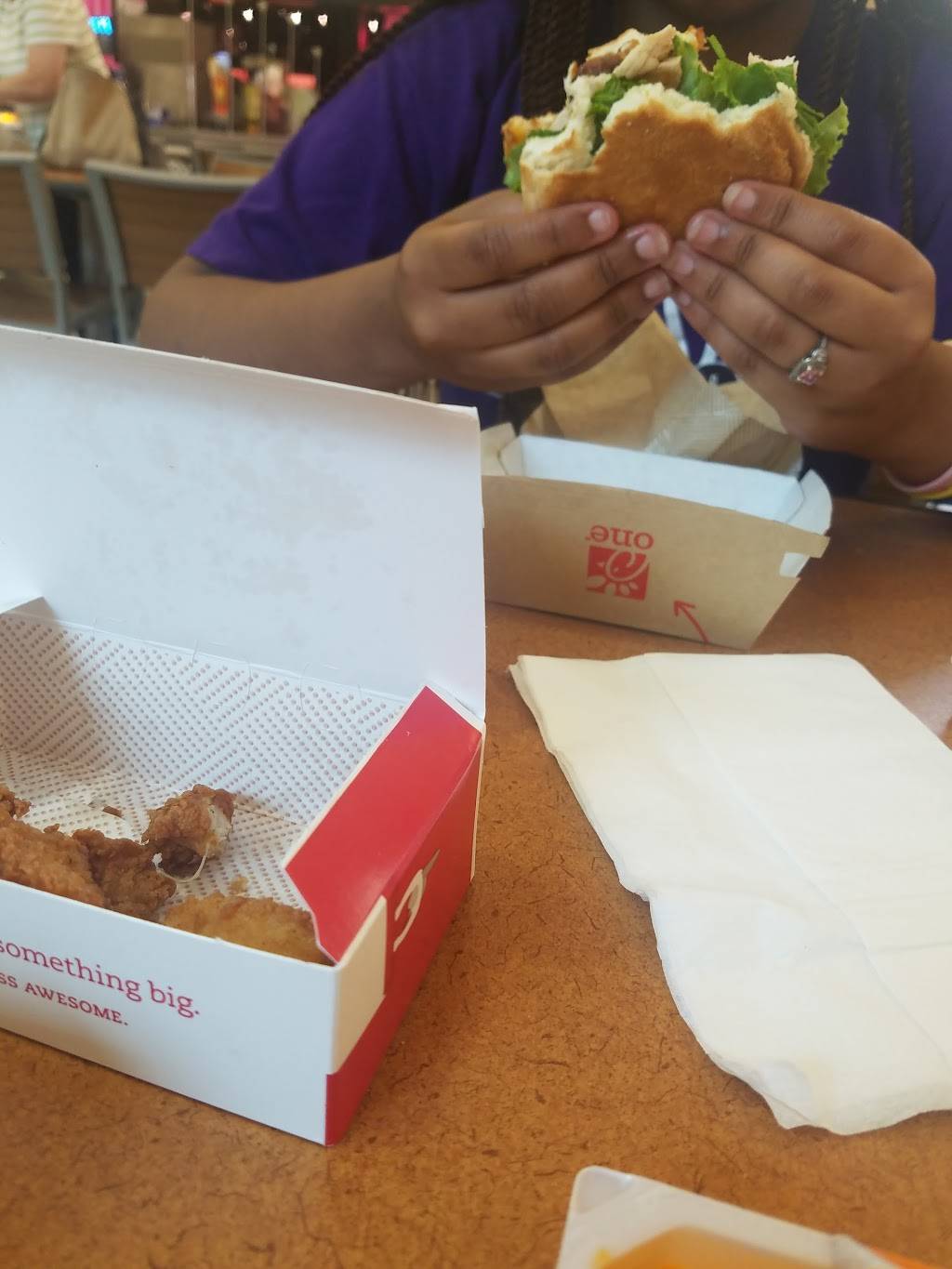 Chick-fil-A | restaurant | 4801 Outer Loop, Louisville, KY 40219, USA | 5029687904 OR +1 502-968-7904