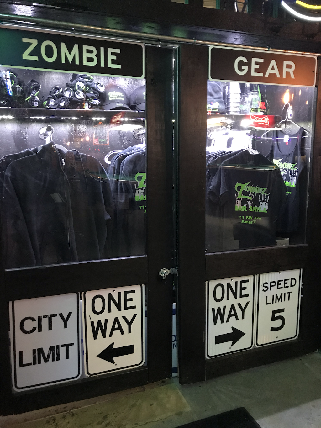 Zombiez Bar & Grill | restaurant | 711 SW 10th Ave, Amarillo, TX 79101, USA | 8063317305 OR +1 806-331-7305