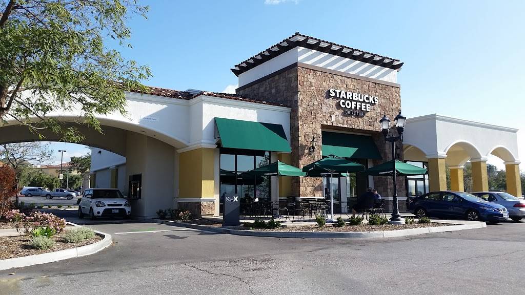 Starbucks | cafe | 1555 Simi Town Center Way #600, Simi Valley, CA 93065, USA | 8055817023 OR +1 805-581-7023