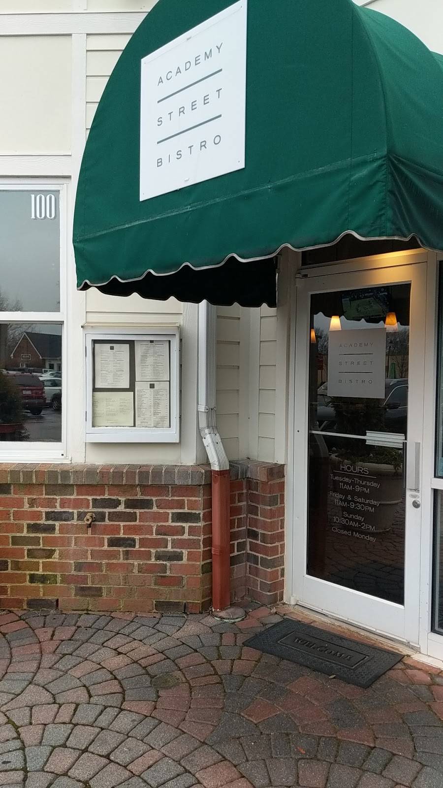 Academy Street Bistro | restaurant | 200 S Academy St, Cary, NC 27511, USA | 9193770509 OR +1 919-377-0509