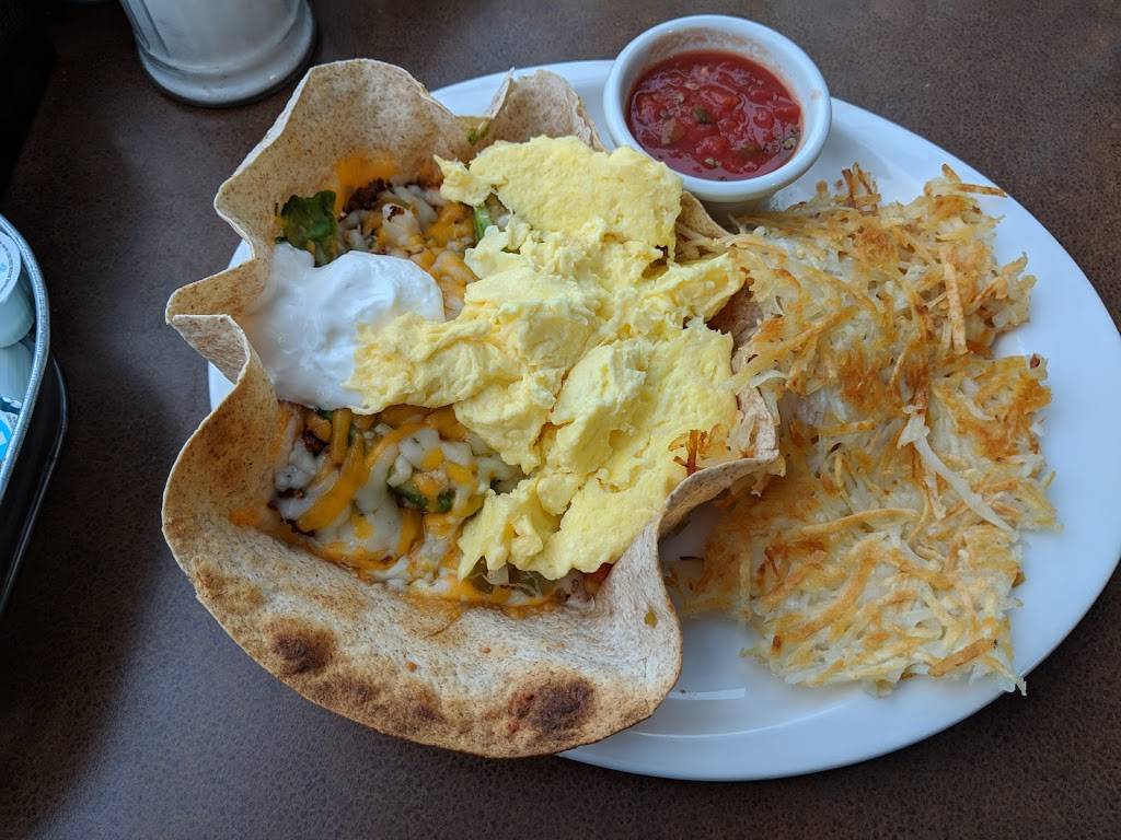 Breakers | restaurant | 145 Rockaway Beach Ave, Pacifica, CA 94044, USA | 6505571274 OR +1 650-557-1274