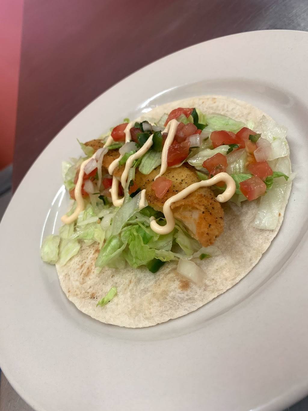 Más amigos | restaurant | 705 N Neil St, Champaign, IL 61822, USA | 2176070499 OR +1 217-607-0499