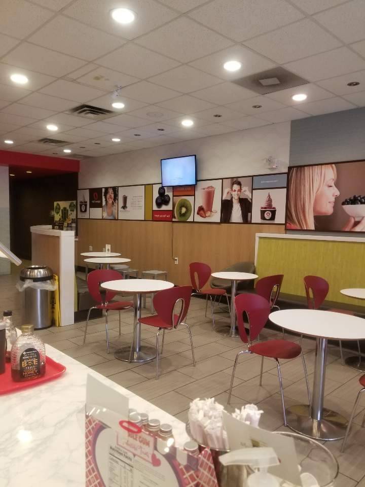 Red Mango | restaurant | 1793 E 10th St, Bloomington, IN 47408, USA | 8123349822 OR +1 812-334-9822
