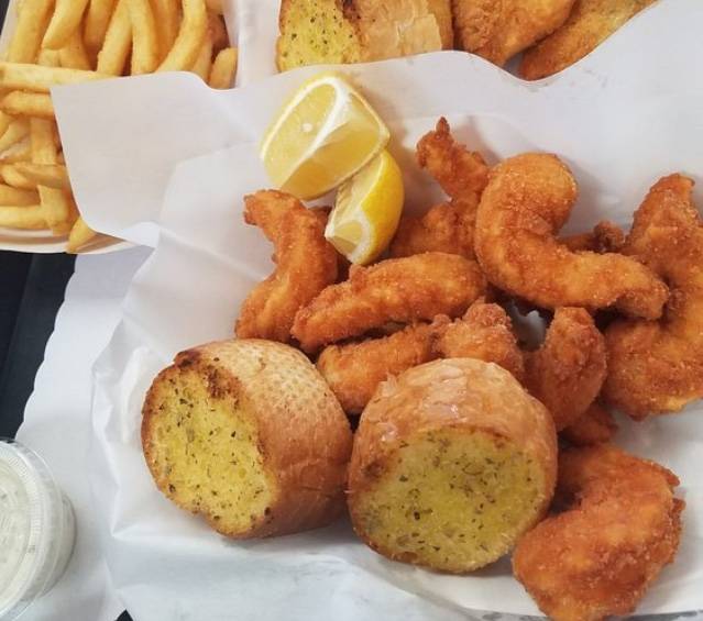 Shrimp Shack | restaurant | 6601 W Archer Ave, Chicago, IL 60638, USA | 7732290700 OR +1 773-229-0700