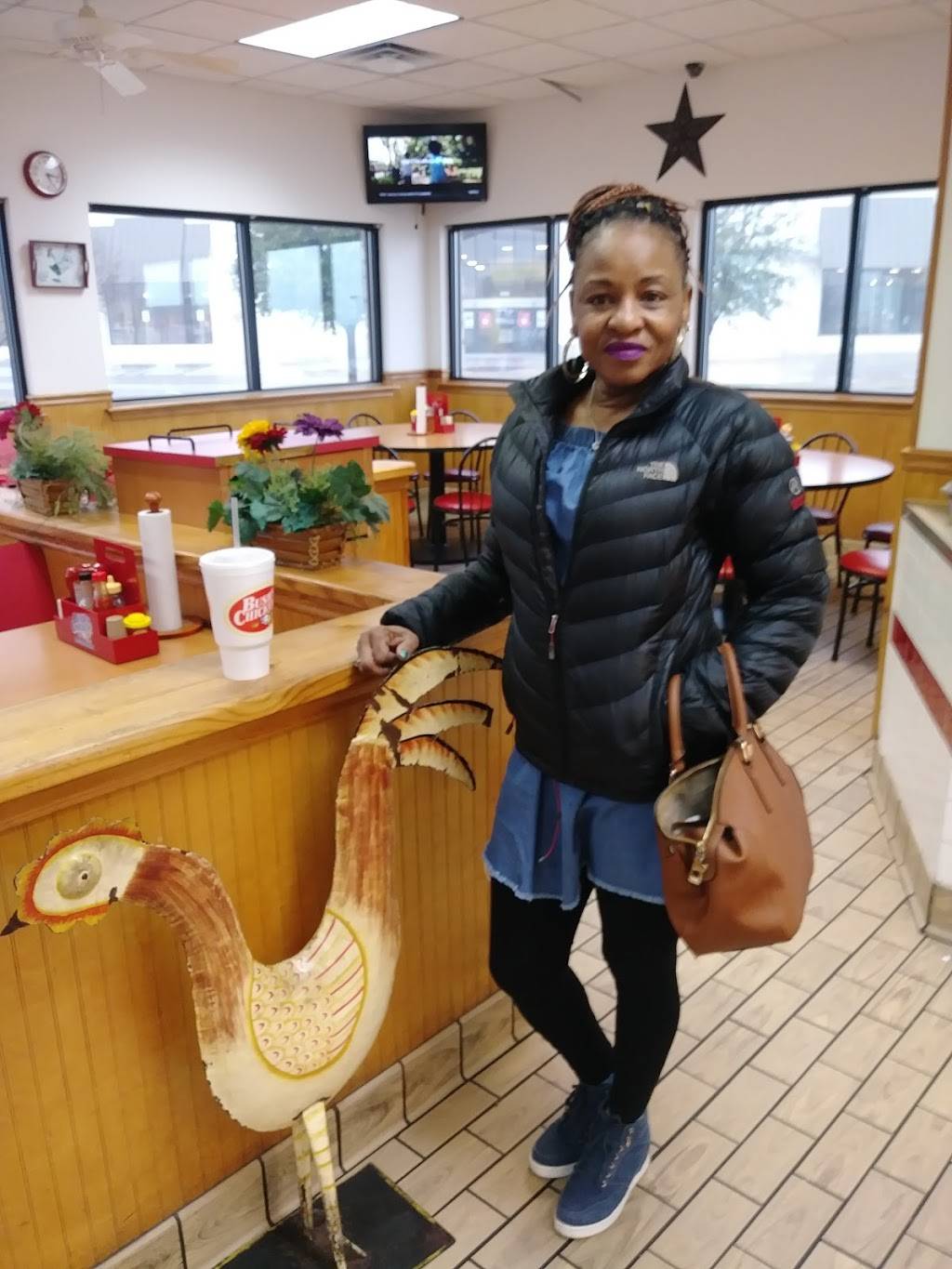 Bushs Chicken | restaurant | 2311 Marketplace Dr, Waco, TX 76704, USA | 2546629947 OR +1 254-662-9947