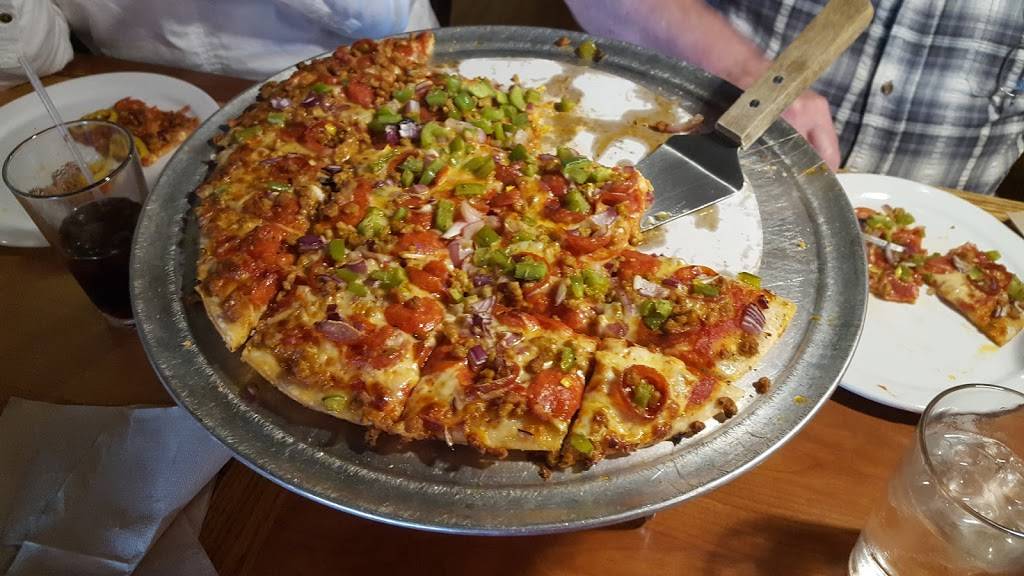 Mikeys Pizza | restaurant | 406 W Harding Rd, Springfield, OH 45504, USA | 9373981700 OR +1 937-398-1700