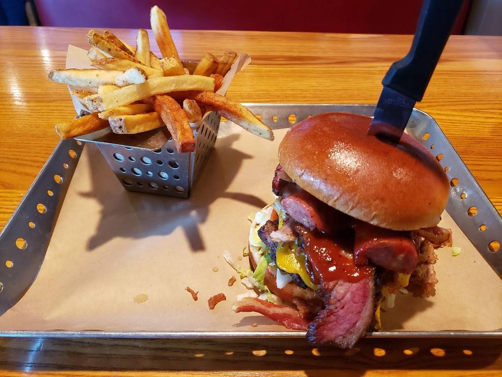 Chilis Grill & Bar | Open for Dine-In, Delivery and Takeout | restaurant | 2333 N Greenwich Rd, Wichita, KS 67226, USA | 3166300283 OR +1 316-630-0283