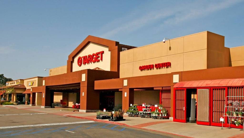 Twin Peaks | shopping mall | 14721-14905 Pomerado Rd, Poway, CA 92064, USA | 8588474600 OR +1 858-847-4600