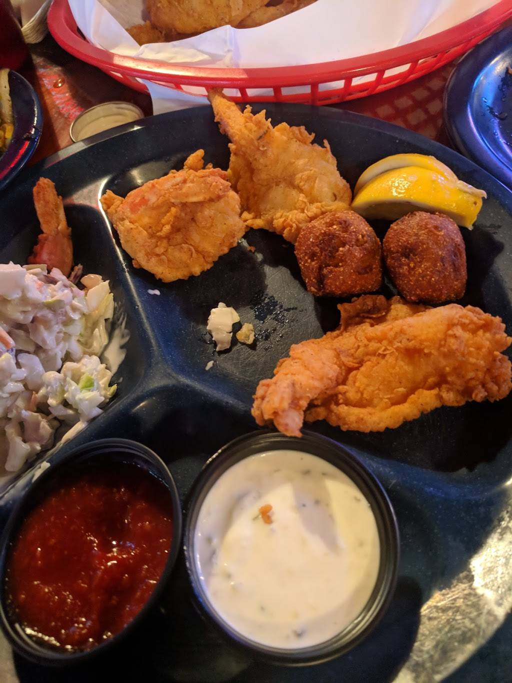 Cherry Creek Catfish Co. | restaurant | 5712 Manchaca Rd, Austin, TX 78745, USA | 5124408810 OR +1 512-440-8810