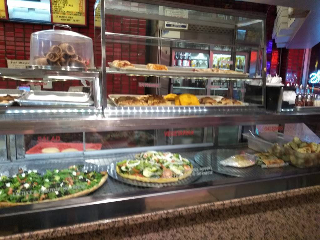 Nickys Pizzeria & Restaurant | restaurant | 144 N Chatsworth Ave, Larchmont, NY 10538, USA | 9148343232 OR +1 914-834-3232