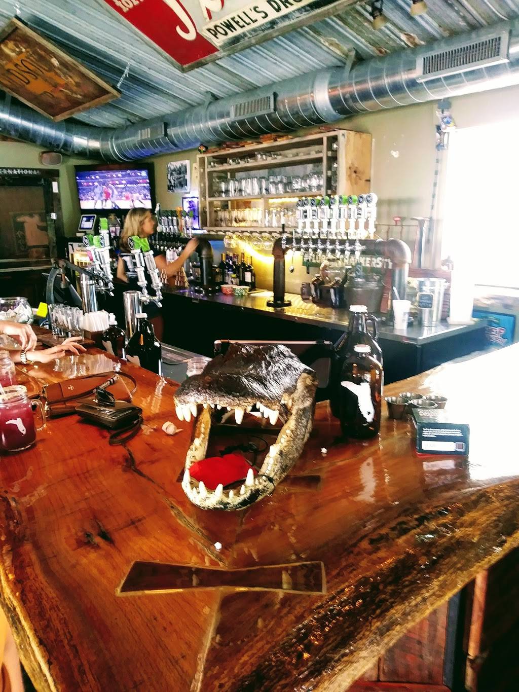 The Tap Room | restaurant | 962 E Jefferson St, Brooksville, FL 34601, USA | 3527972719 OR +1 352-797-2719