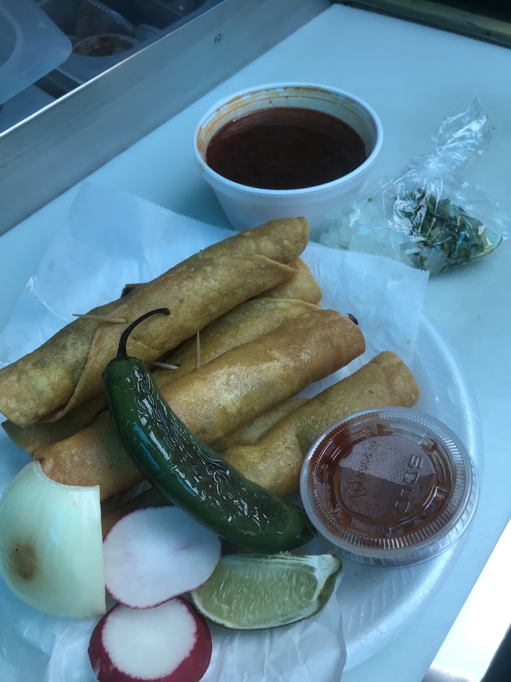 Birria el Mirador | restaurant | 611 S Wenatchee Ave, Wenatchee, WA 98801, USA | 5096703917 OR +1 509-670-3917