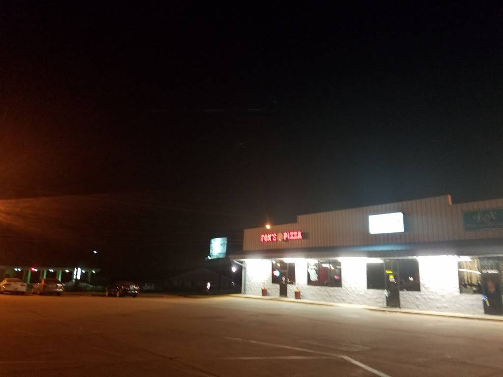 Foxs Pizza Den | restaurant | 1039 MS-42, Sumrall, MS 39482, USA | 6017580003 OR +1 601-758-0003