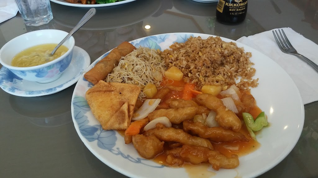 Ying Cafe | restaurant | 6651 Hightower Dr #300, Watauga, TX 76148, USA | 8174278606 OR +1 817-427-8606