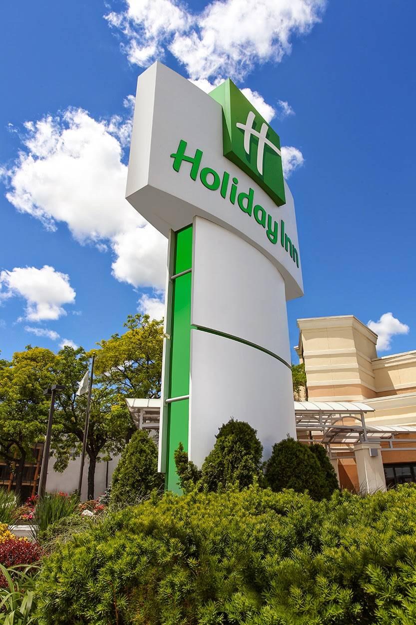 Holiday Inn Westbury - Long Island | restaurant | 369 Old Country Rd, Carle Place, NY 11514, USA | 5169975000 OR +1 516-997-5000