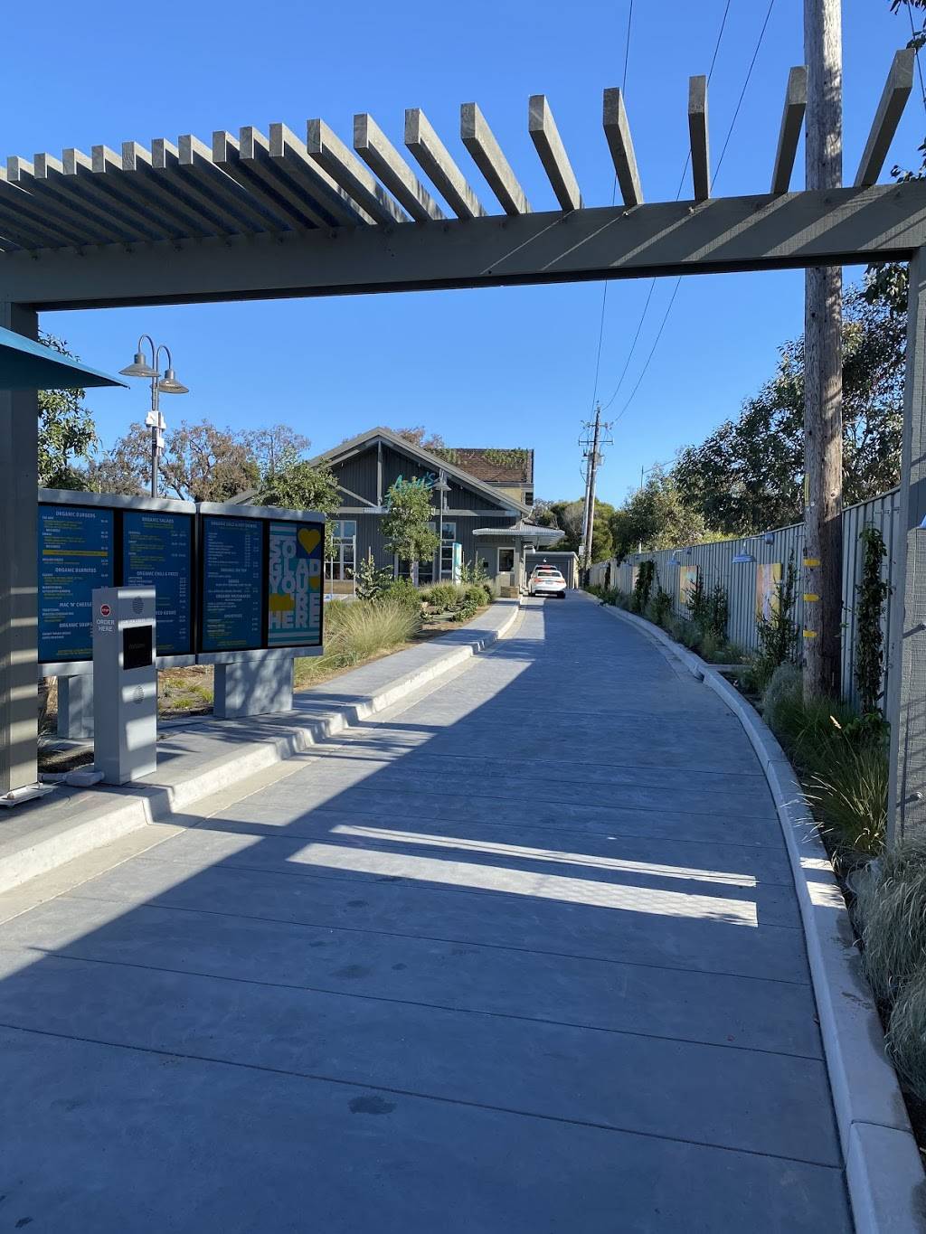 Amy’s Drive Thru | restaurant | 5839 Paradise Dr, Corte Madera, CA 94925, USA | 4157376055 OR +1 415-737-6055