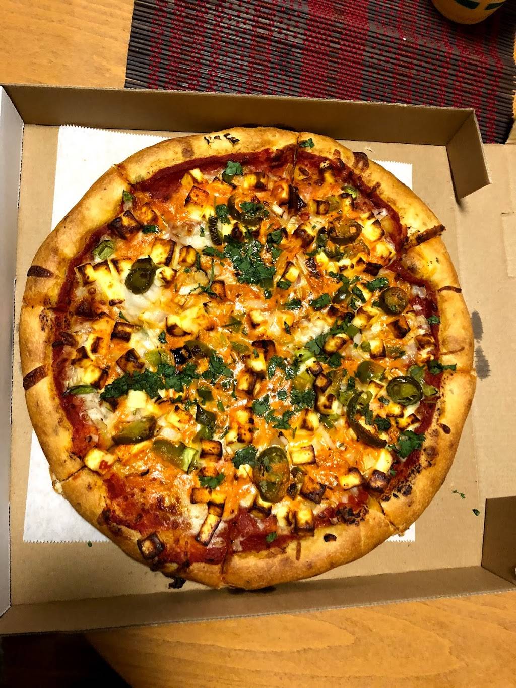 Curry & Crust Indian Cuisine Desi Pizza | restaurant | 4950 NE Belknap Ct, Hillsboro, OR 97124, USA | 5039926363 OR +1 503-992-6363