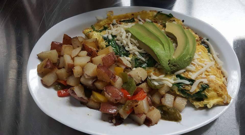 Las 3 Marias Tacos Y Huaraches | restaurant | 26881 Sierra Hwy, Santa Clarita, CA 91321, USA | 6612507891 OR +1 661-250-7891