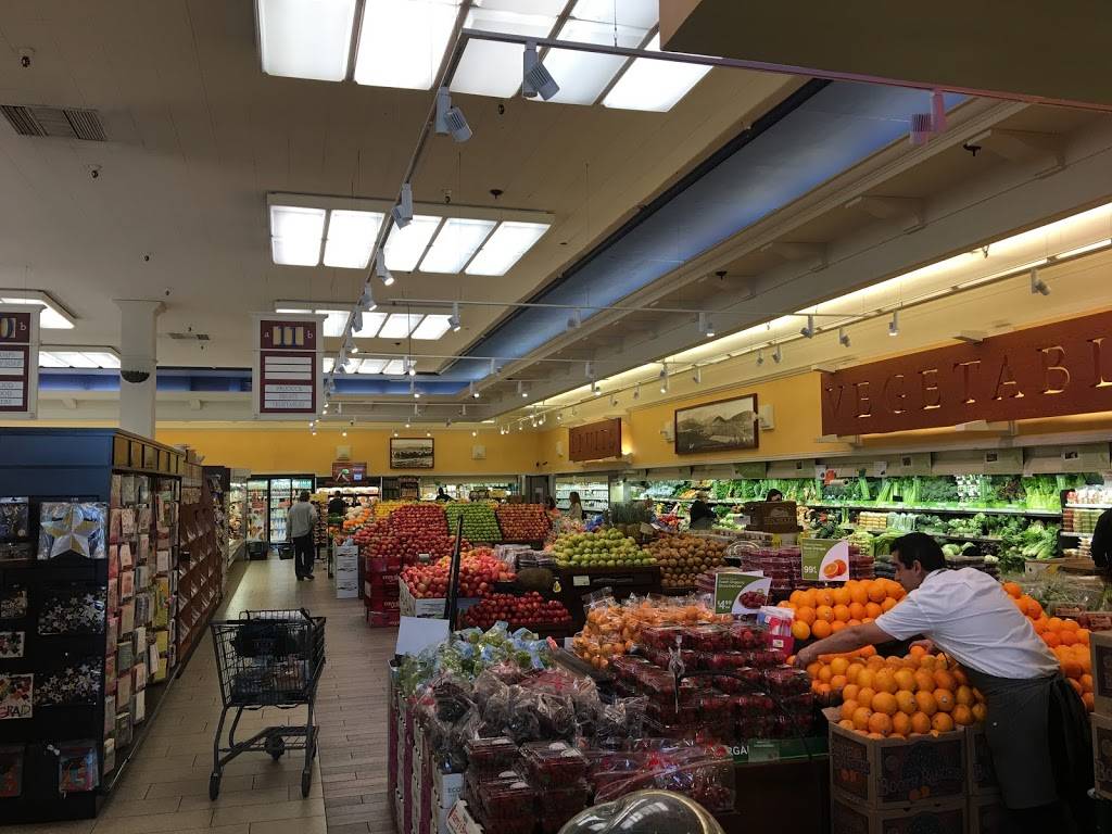 Wolfgang Puck Express | restaurant | 5500 Reseda Blvd, Tarzana, CA 91356, USA | 8187089792 OR +1 818-708-9792