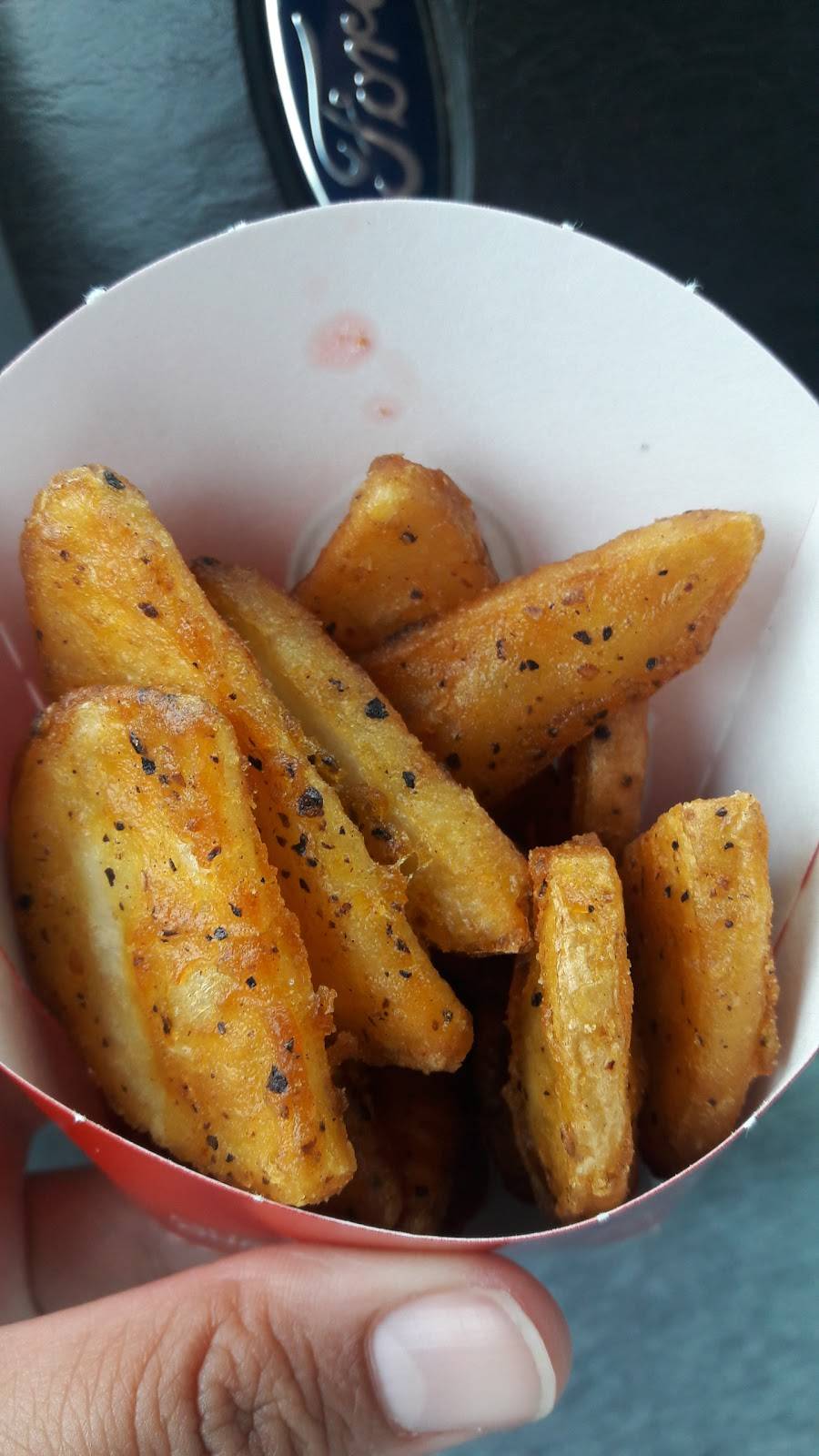 Wendys | restaurant | 20 Dewey St Building 1019, Bremerton, WA 98314, USA | 3603730195 OR +1 360-373-0195