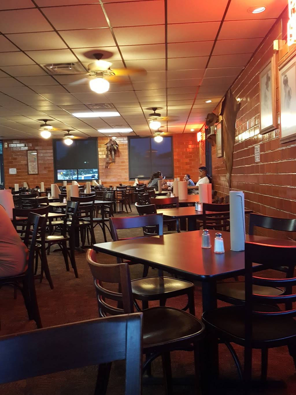 Bill Miller Bar-B-Q | restaurant | 8888 SW Loop 410, San Antonio, TX 78242, USA | 2106235743 OR +1 210-623-5743