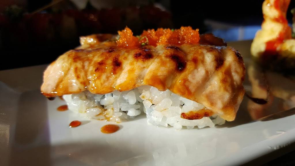 Ninja Sushi & Grill | restaurant | 1380 W 6th St #101, Corona, CA 92882, USA | 9514963933 OR +1 951-496-3933