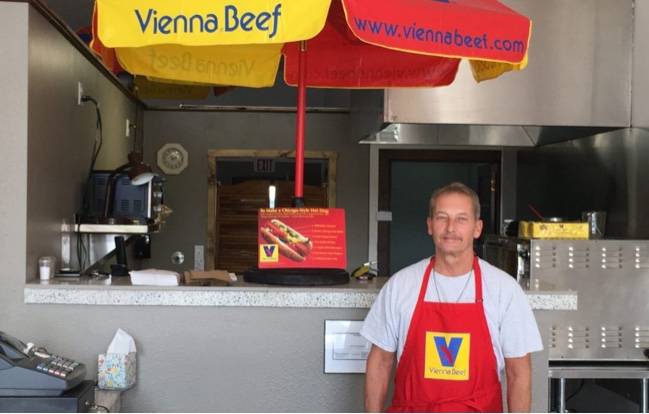 D’s Dogs | restaurant | 722 E 2nd St, Merrill, WI 54452, USA | 7157221500 OR +1 715-722-1500