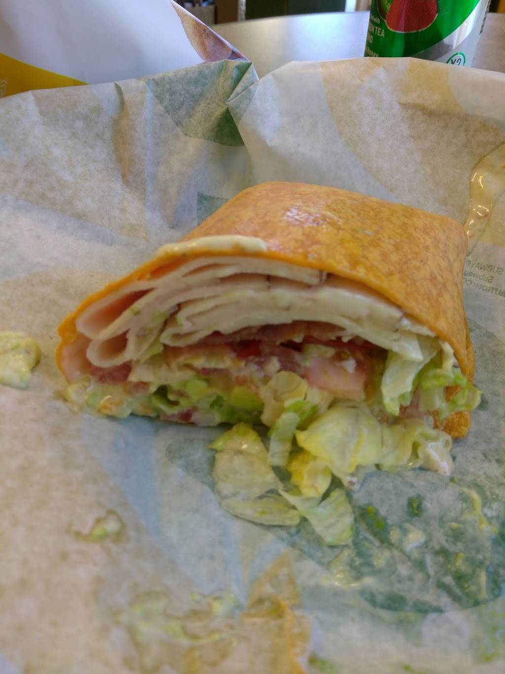 Subway | restaurant | 655 Tucker Rd, Tehachapi, CA 93561, USA | 6618237075 OR +1 661-823-7075