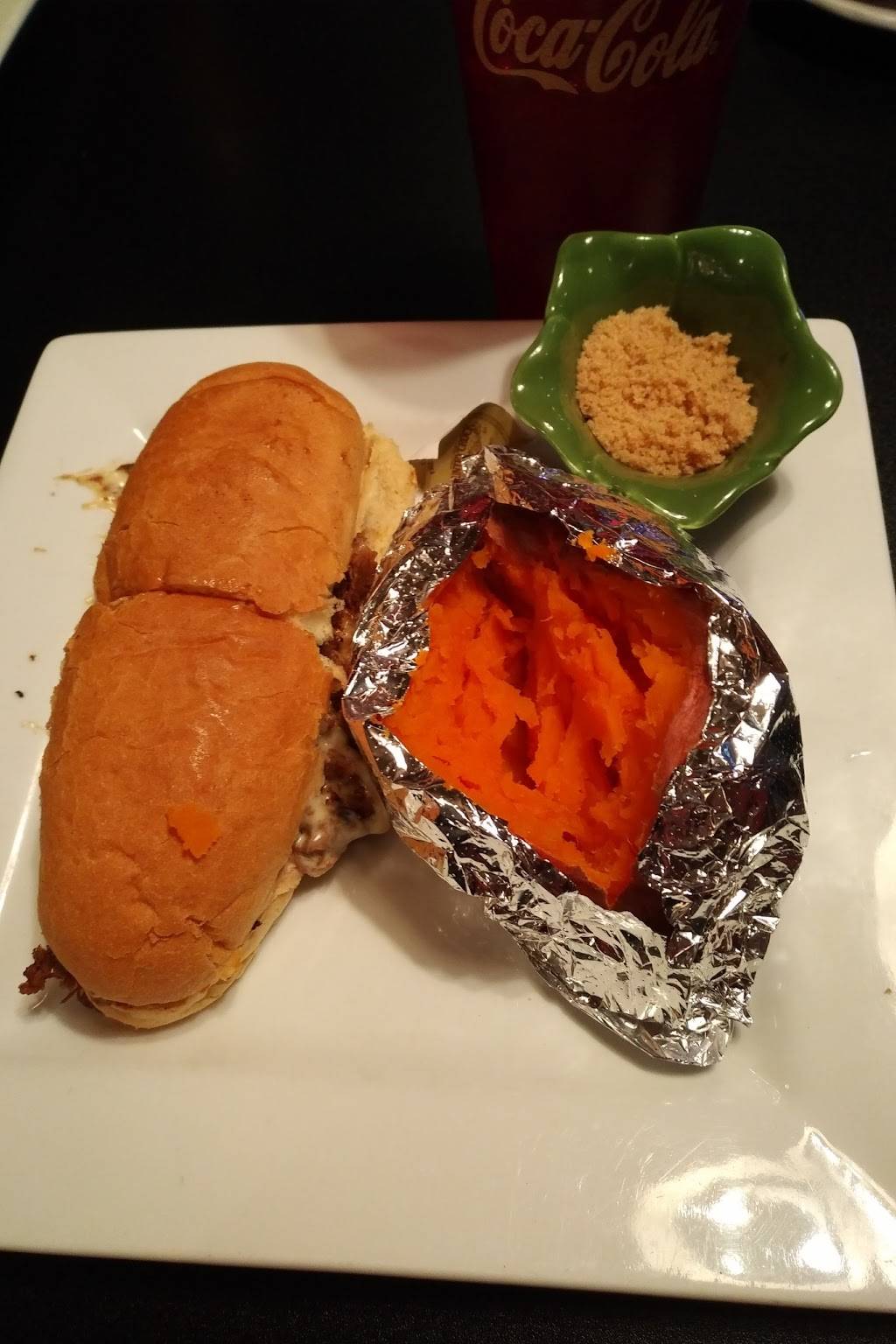 JBs Restaurant | restaurant | 115 E Van Dorn Ave, Holly Springs, MS 38635, USA | 6622740705 OR +1 662-274-0705