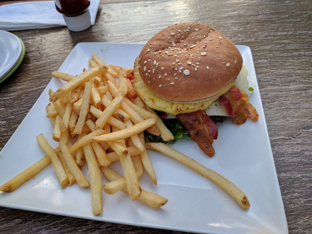 Trader Sams Enchanted Tiki Bar | restaurant | 1150 Magic Way, Anaheim, CA 92802, USA | 7147813463 OR +1 714-781-3463