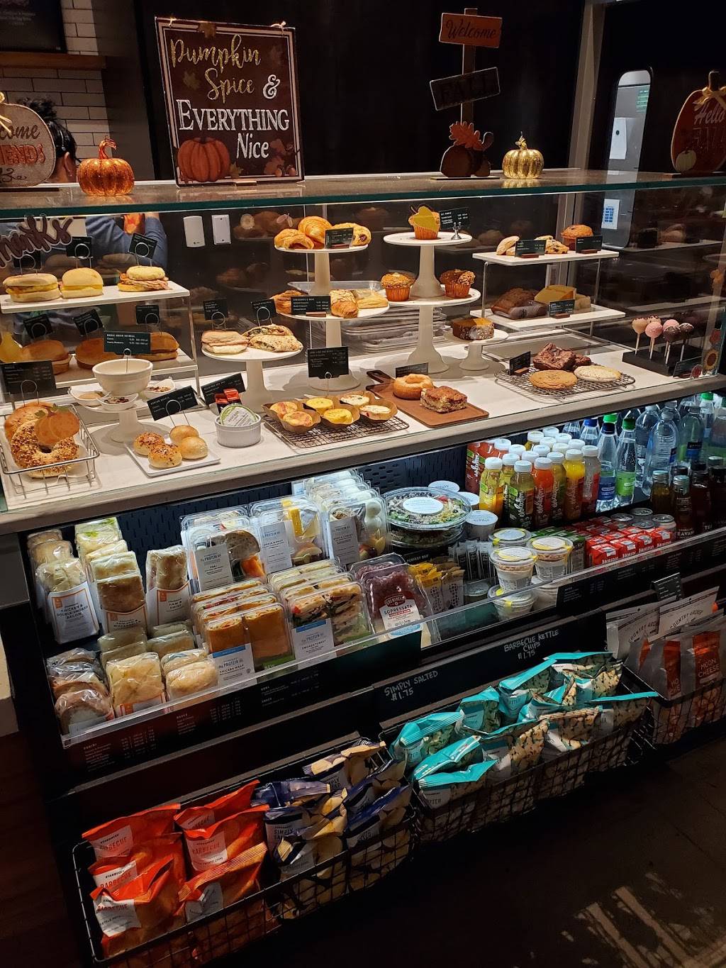 Starbucks | cafe | 10988 Bellegrave Ave Unit 100, Jurupa Valley, CA 91752, USA | 9513619352 OR +1 951-361-9352