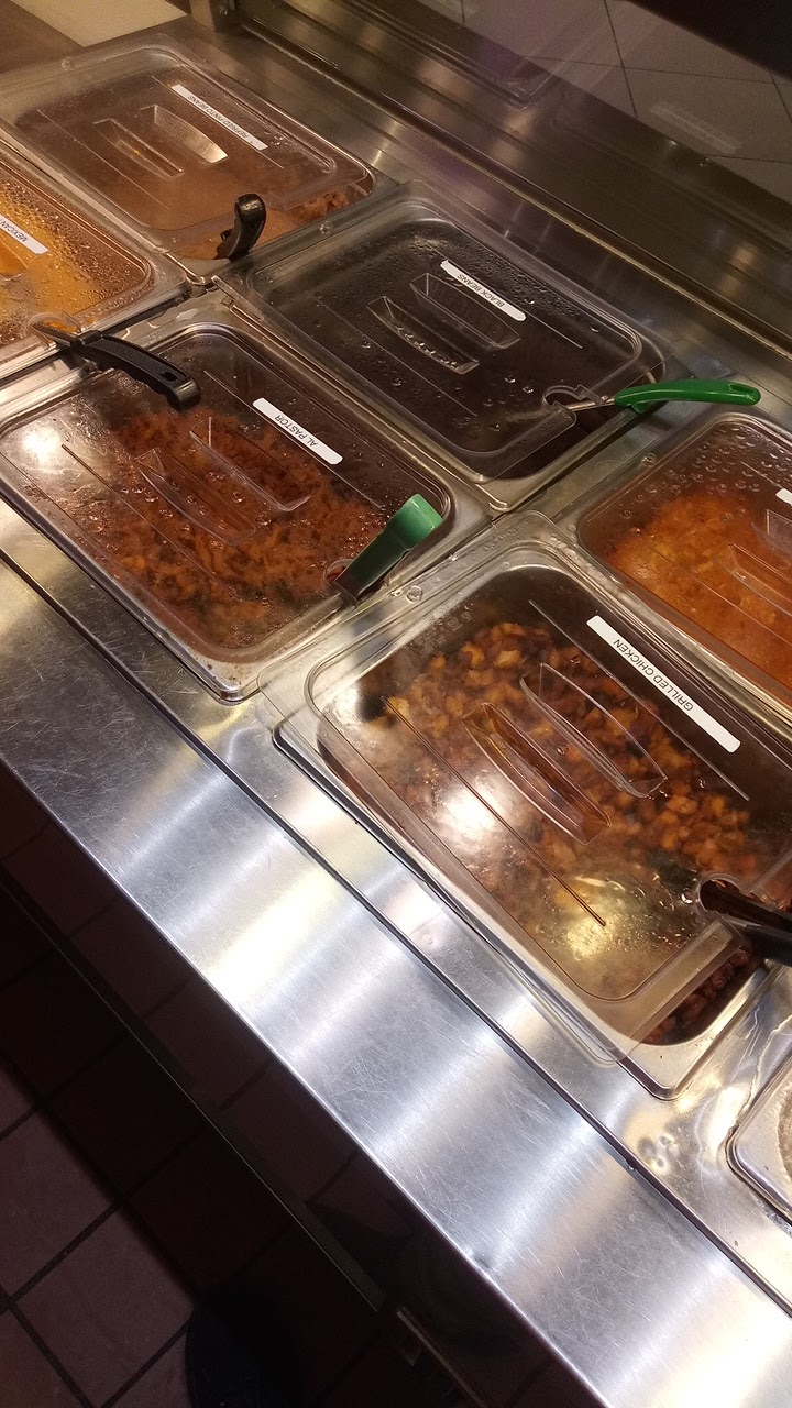 Cinco De Mayo | restaurant | 5220 Fashion Outlets Way, Rosemont, IL 60018, USA | 2247818749 OR +1 224-781-8749