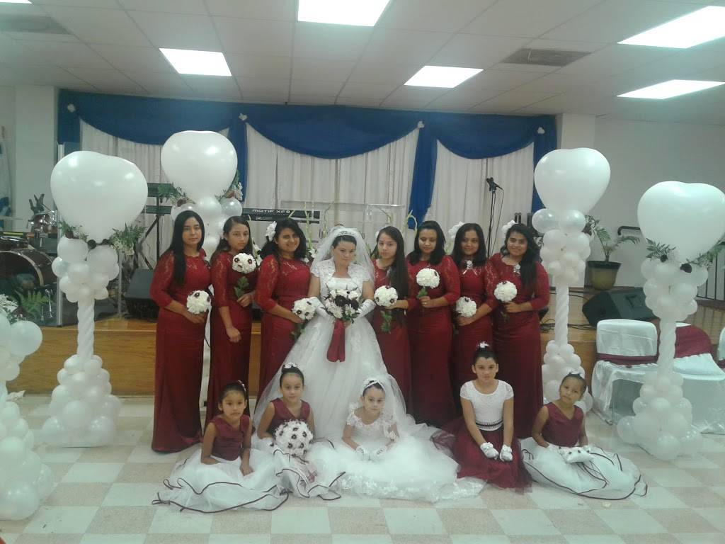 Silvestre Chicken | restaurant | 5922 Riggs Rd, Chillum, MD 20783, USA | 2023044126 OR +1 202-304-4126