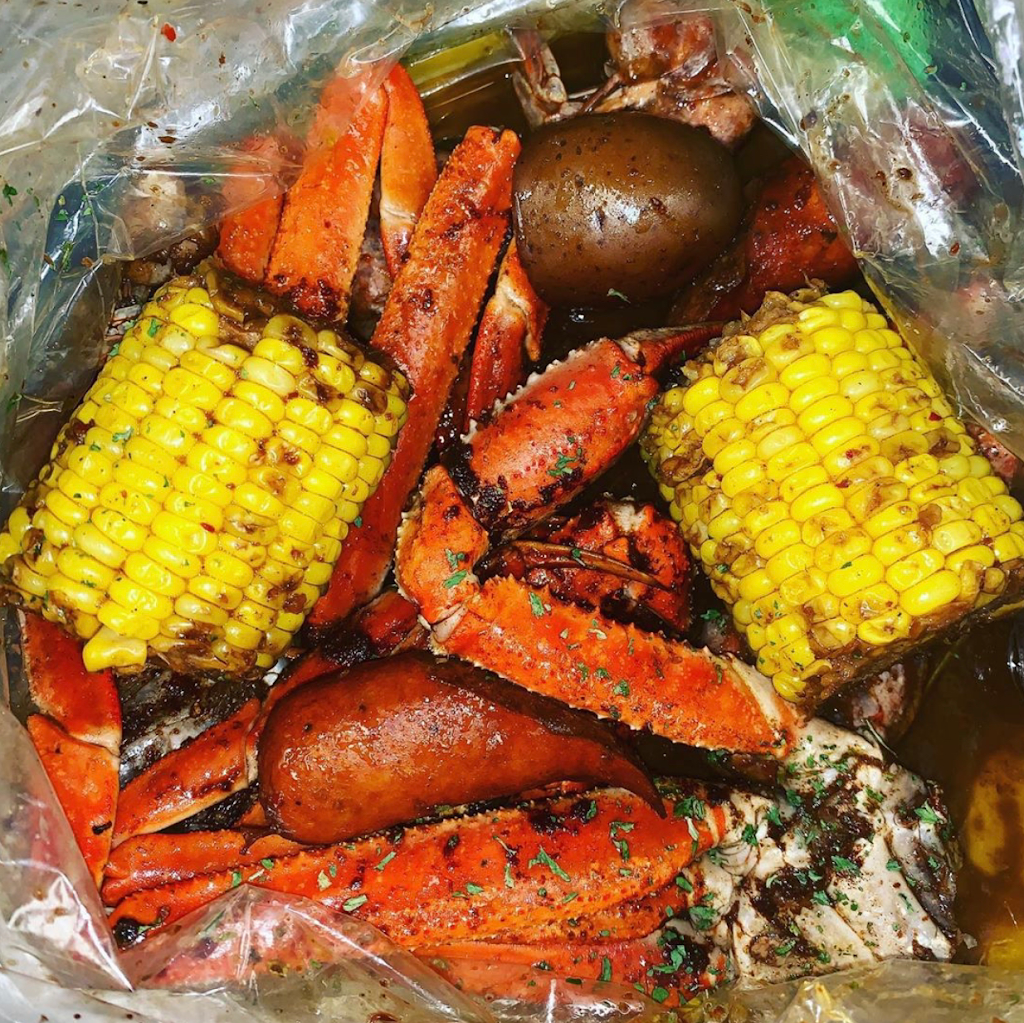 Caribbean Jerk Palace | restaurant | 4253 167th St, Country Club Hills, IL 60478, USA | 7087982993 OR +1 708-798-2993