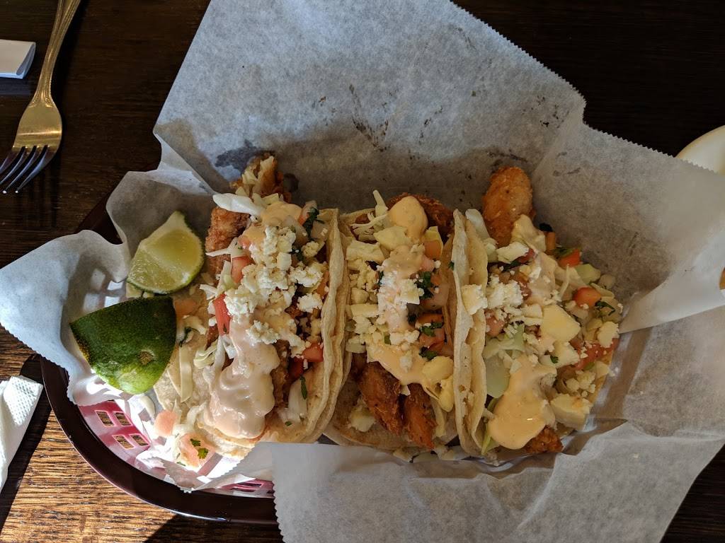 Wok O Taco | restaurant | 10633 Page Ave, St. Louis, MO 63132, USA | 3144731027 OR +1 314-473-1027