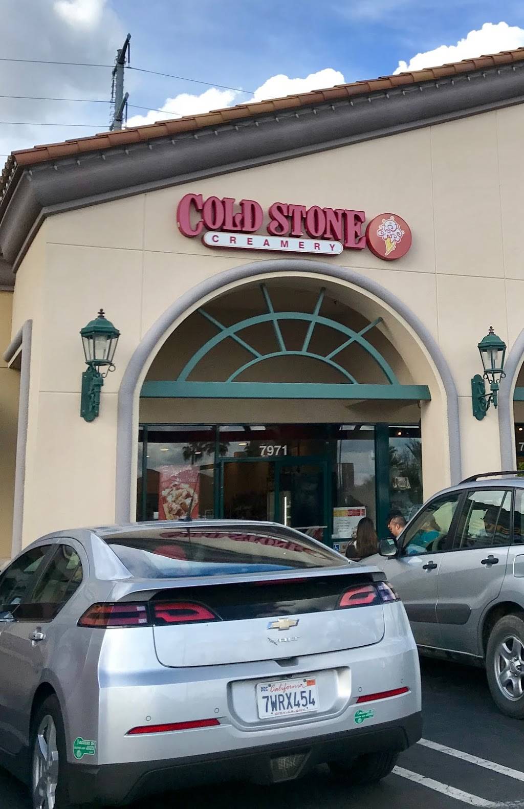 Cold Stone Creamery | bakery | 7971 N Blackstone Ave, Fresno, CA 93720, USA | 5594498155 OR +1 559-449-8155