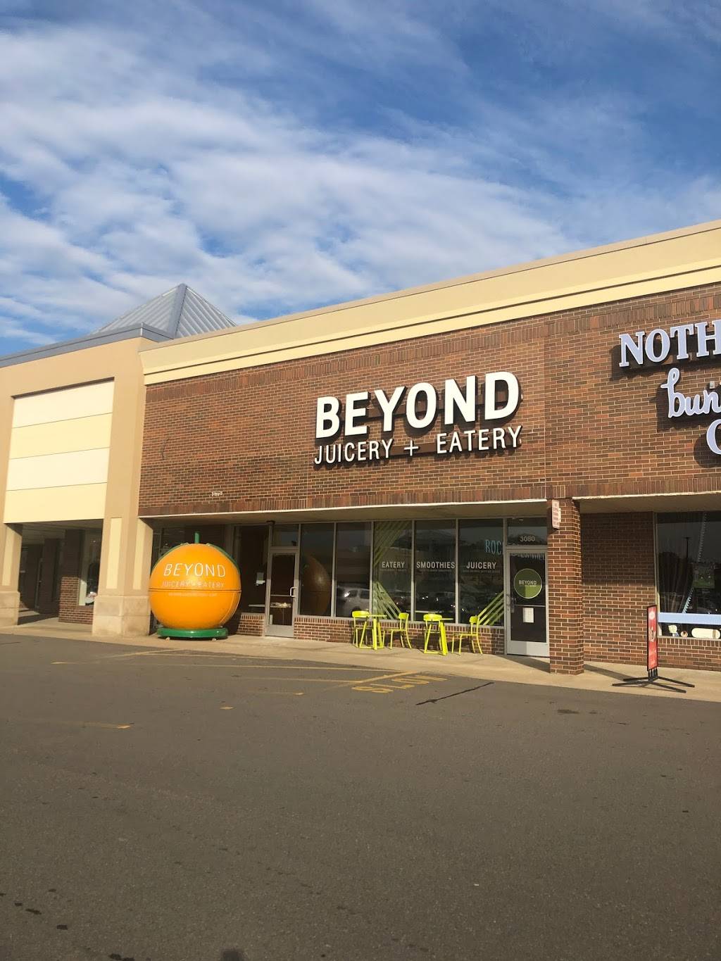 Beyond Juicery + Eatery | restaurant | 3080 Walton Blvd, Rochester Hills, MI 48309, USA | 2489632981 OR +1 248-963-2981